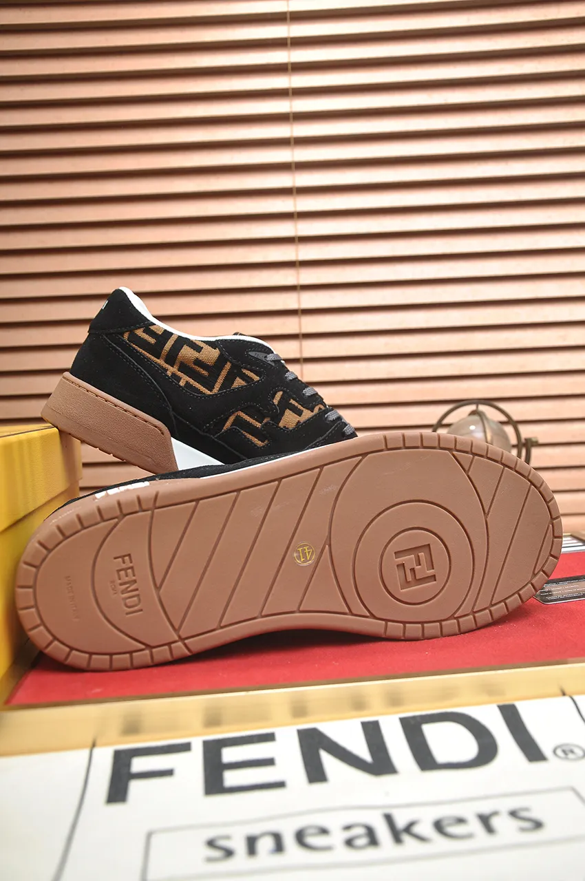 Men's shoes 💰600💶 [Fendi] The latest couple model 🔥 Many 💑 stars have the same style. FD match is a one-to-one replica of the original version. The first fendi match created by designer Kim Jones and Trainer basketball sneakers by Donkey. Material: Original silk leather. Lining: breathable mesh. Packaging: Original 1:1 matching high-end packaging. Size: Female 35-40 Male 38-44 (45 46. Custom-made (no return or exchange)